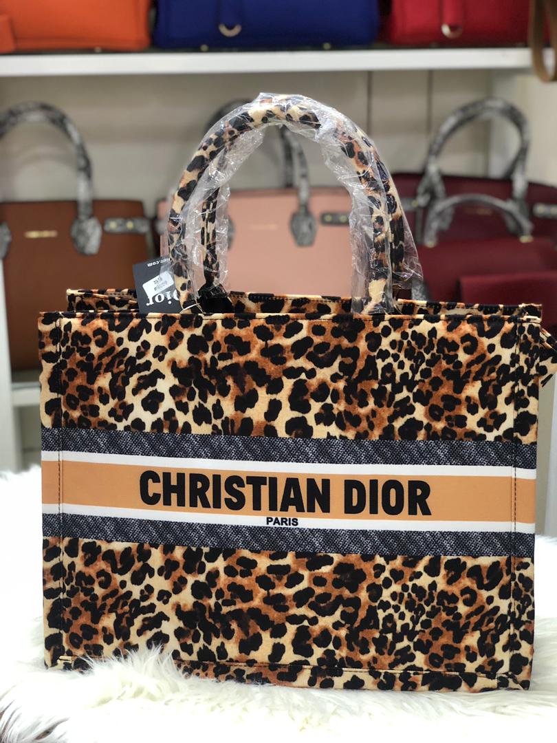 Sac Dior Book Tote Imprimé Léopard